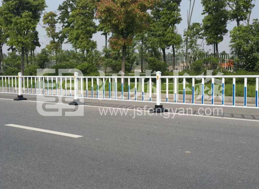 常規道路護欄1